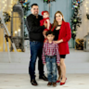 Meet your Posher, Santi